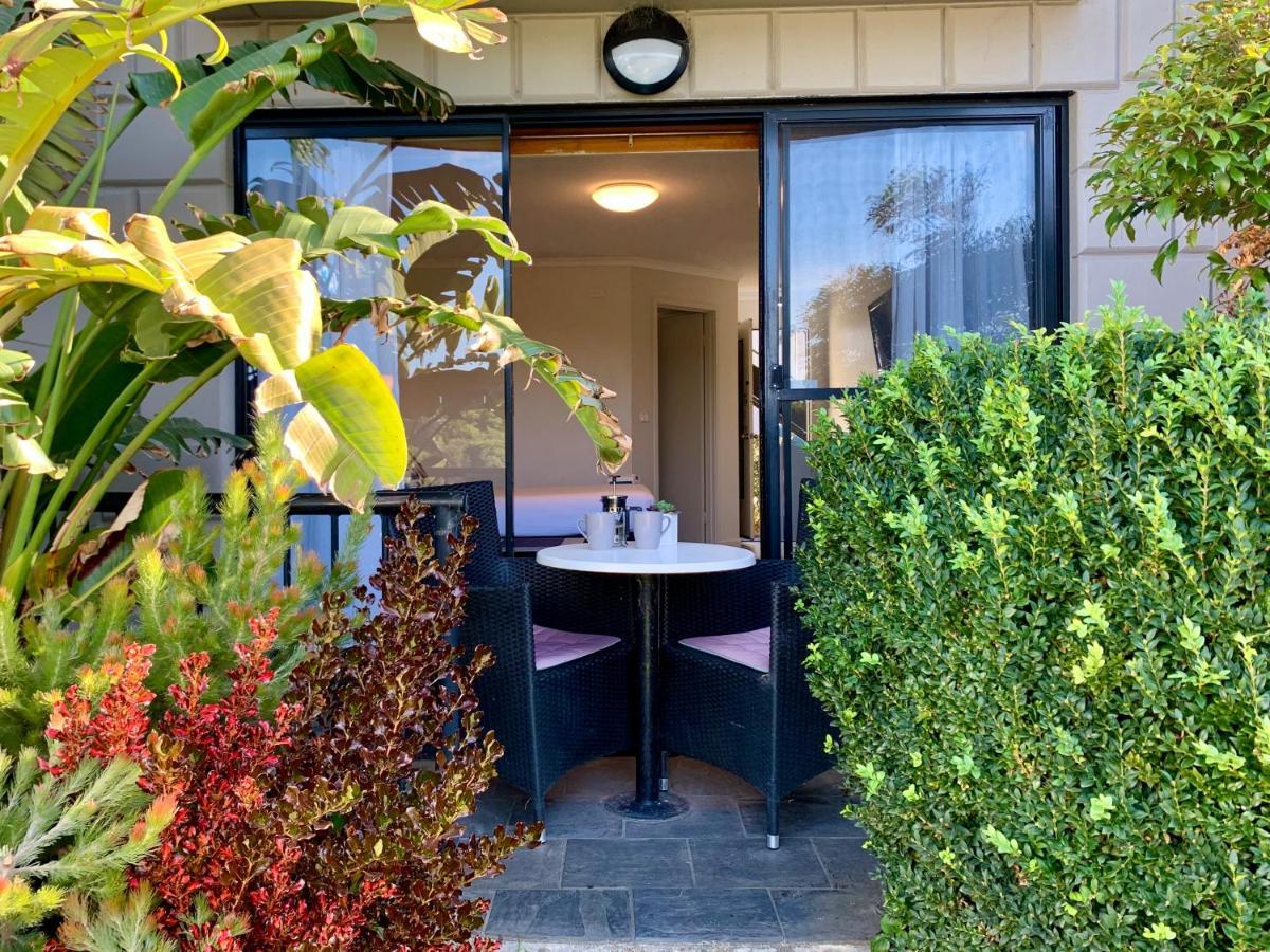 Apollo Bay Waterfront Motor Inn Экстерьер фото