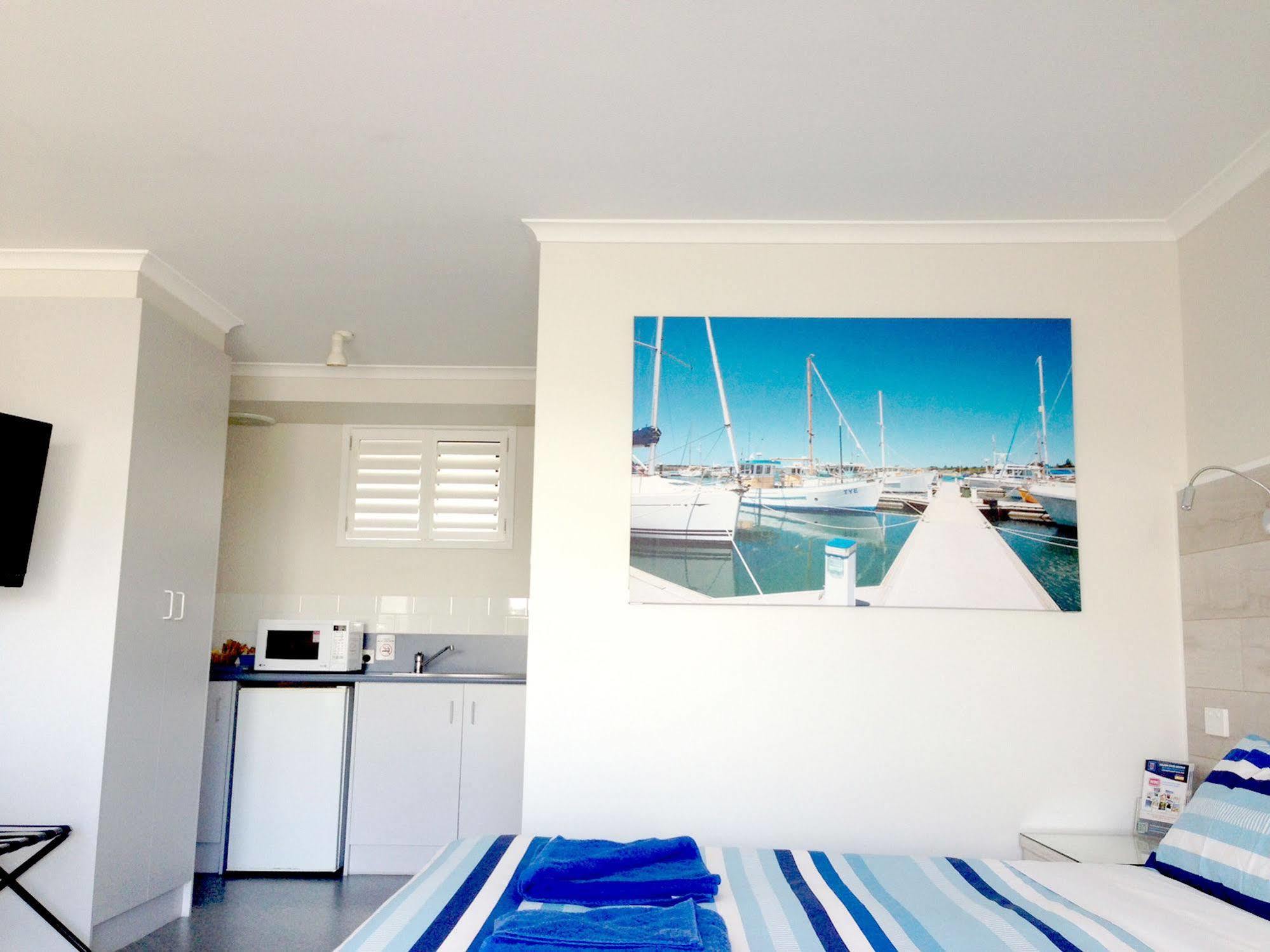 Apollo Bay Waterfront Motor Inn Экстерьер фото